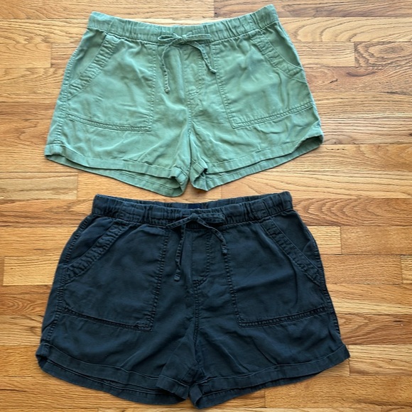GAP shorts bundle - Picture 1 of 9